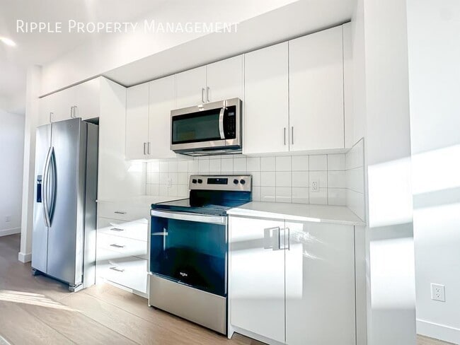 8535-8519 19 Ave SE in Calgary, AB - Building Photo - Building Photo