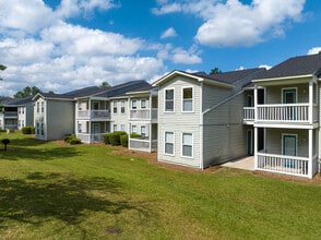 Overlook Gardens Apartments in Macon, GA - Foto de edificio - Building Photo