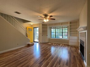 10420 Bilbrook Pl in Austin, TX - Building Photo - Building Photo