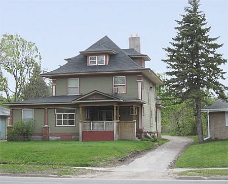 3324 University Ave in Des Moines, IA - Building Photo