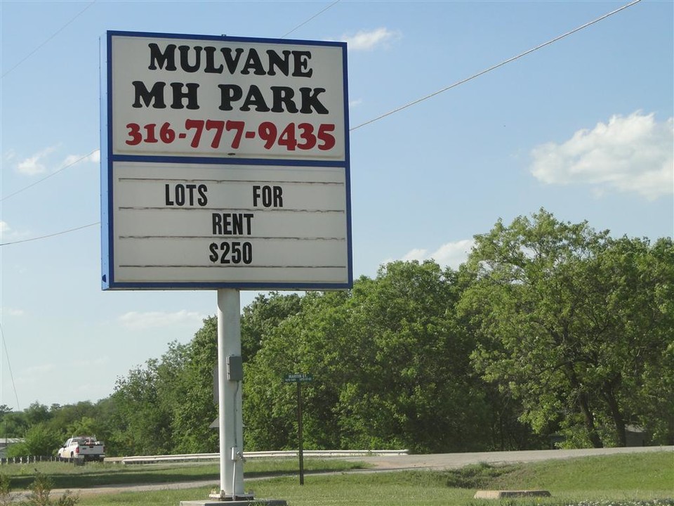 Mulvane Mobile Home Park in Mulvane, KS - Building Photo