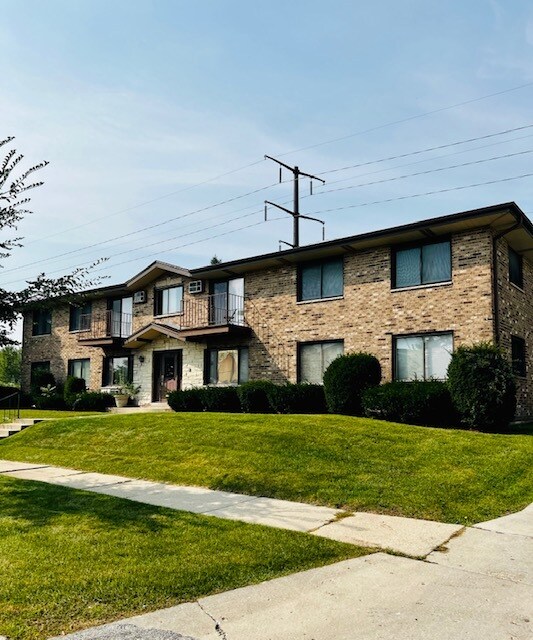 6407 N 67th St Apartments and Nearby Milwaukee Apartments For Rent