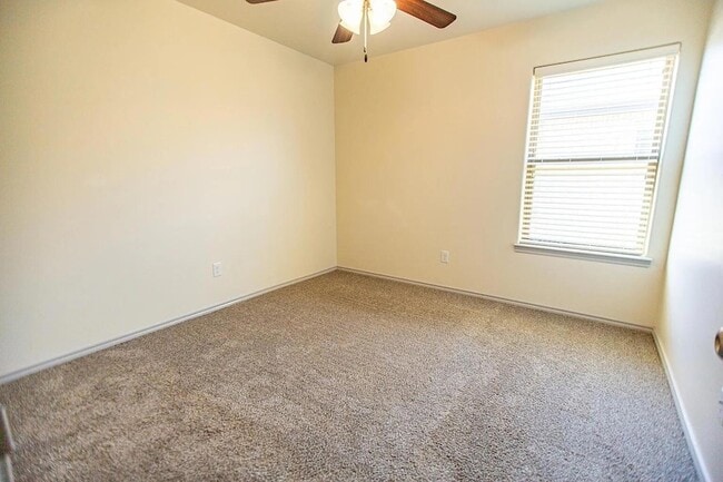 property at 1406 Kingston St