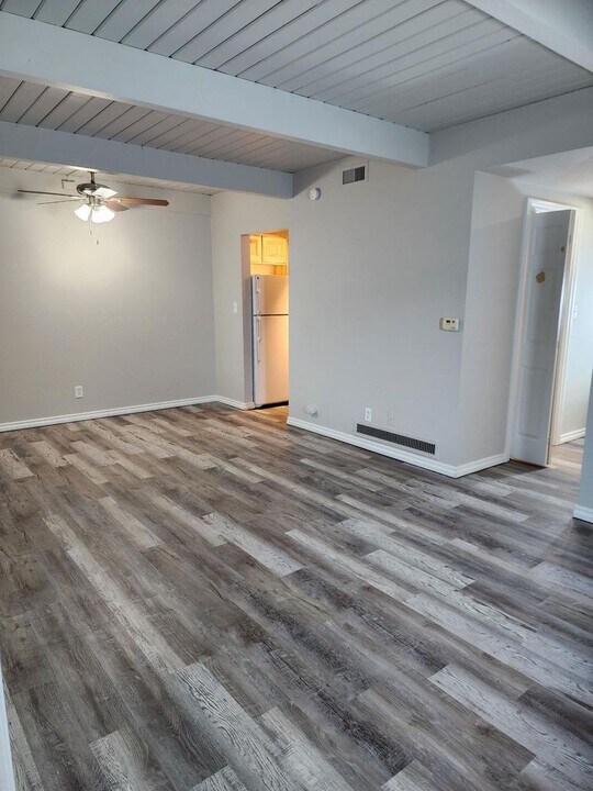 423 E Fountain Pl in Manitou Springs, CO - Building Photo