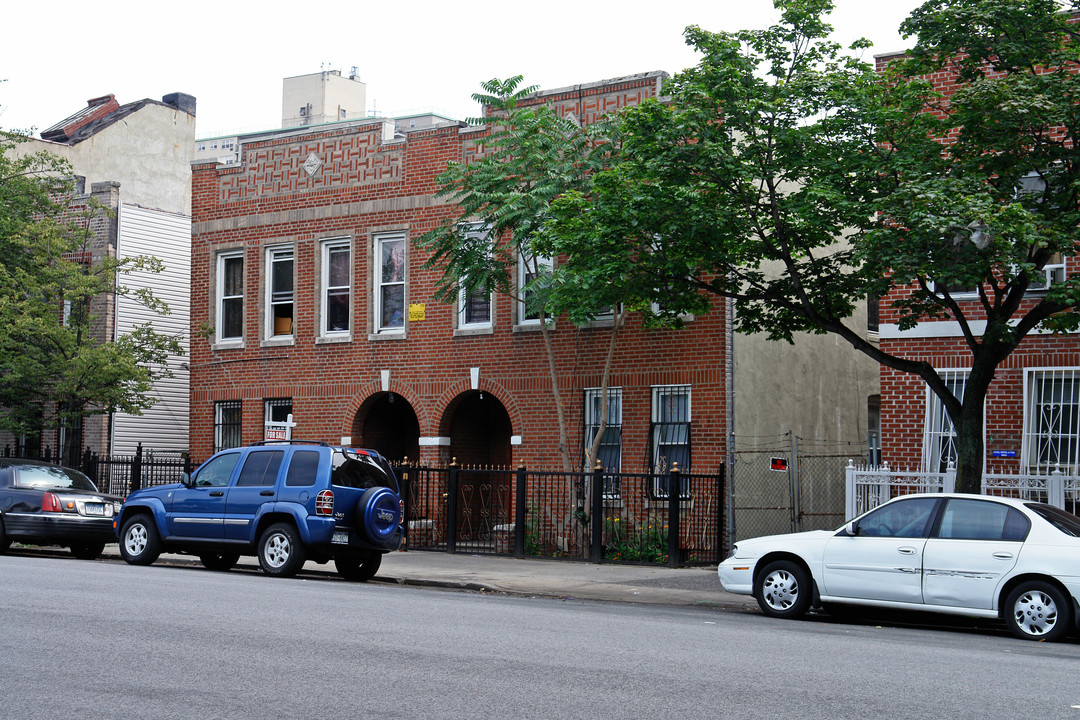 1124 Metcalf Ave in Bronx, NY - Building Photo