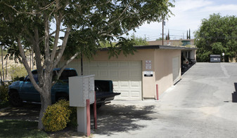 15747 Sueno Ln Apartamentos