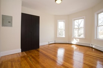 14 Parker Hill Ave in Boston, MA - Foto de edificio - Building Photo