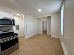 7222 Broadway, Unit 6 in North Bergen, NJ - Building Photo - Building Photo