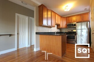 1214 W Waveland Ave in Chicago, IL - Building Photo - Building Photo