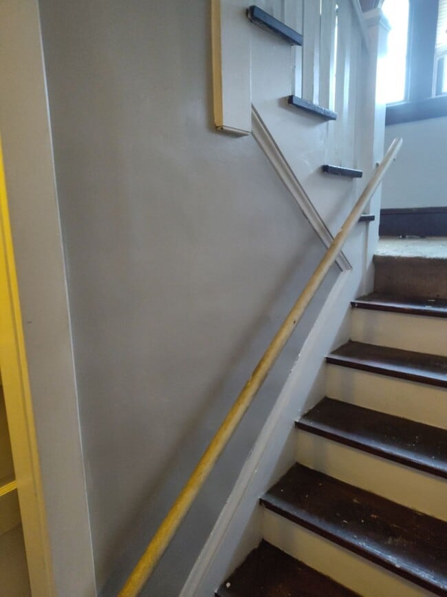 409 Stowers St in Bluefield, WV - Building Photo - Building Photo