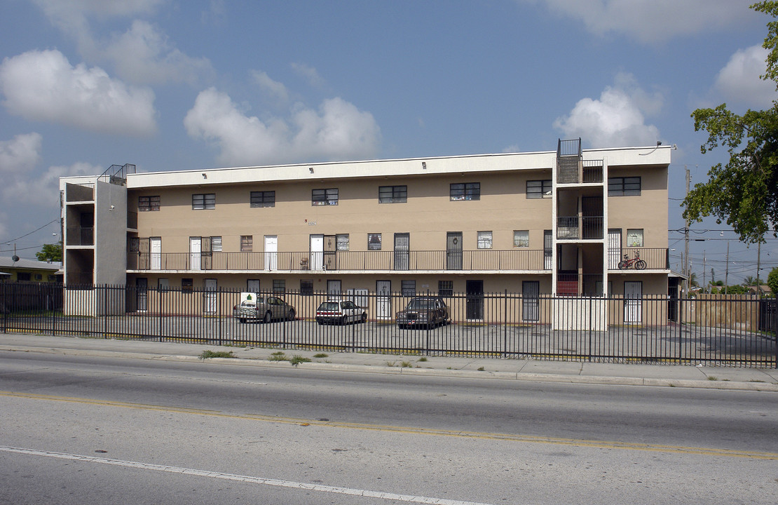 3226-3234 NW 22nd Ave in Miami, FL - Building Photo