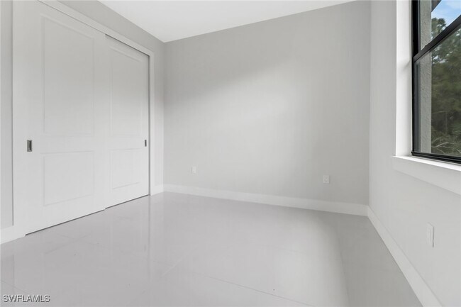 property at 2266 Desoto Blvd S
