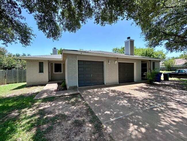 property at 3007 Kestrel Dr