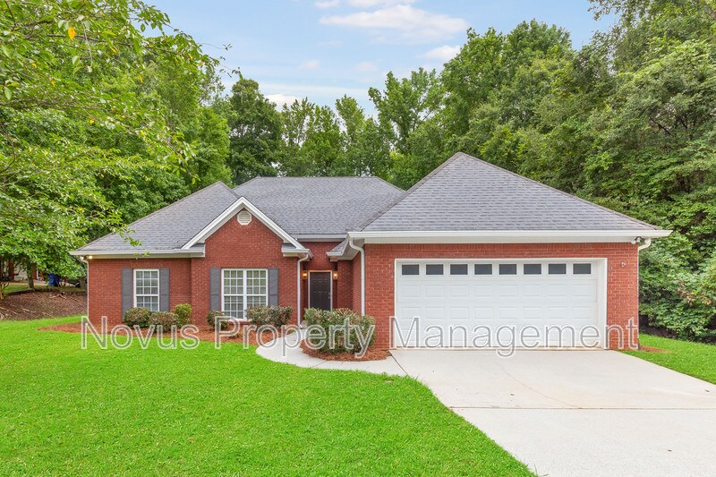 205 Charleston Ave in Bremen, GA - Building Photo