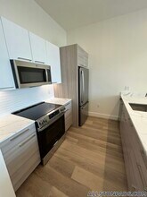 1079 Commonwealth Ave in Boston, MA - Building Photo - Building Photo