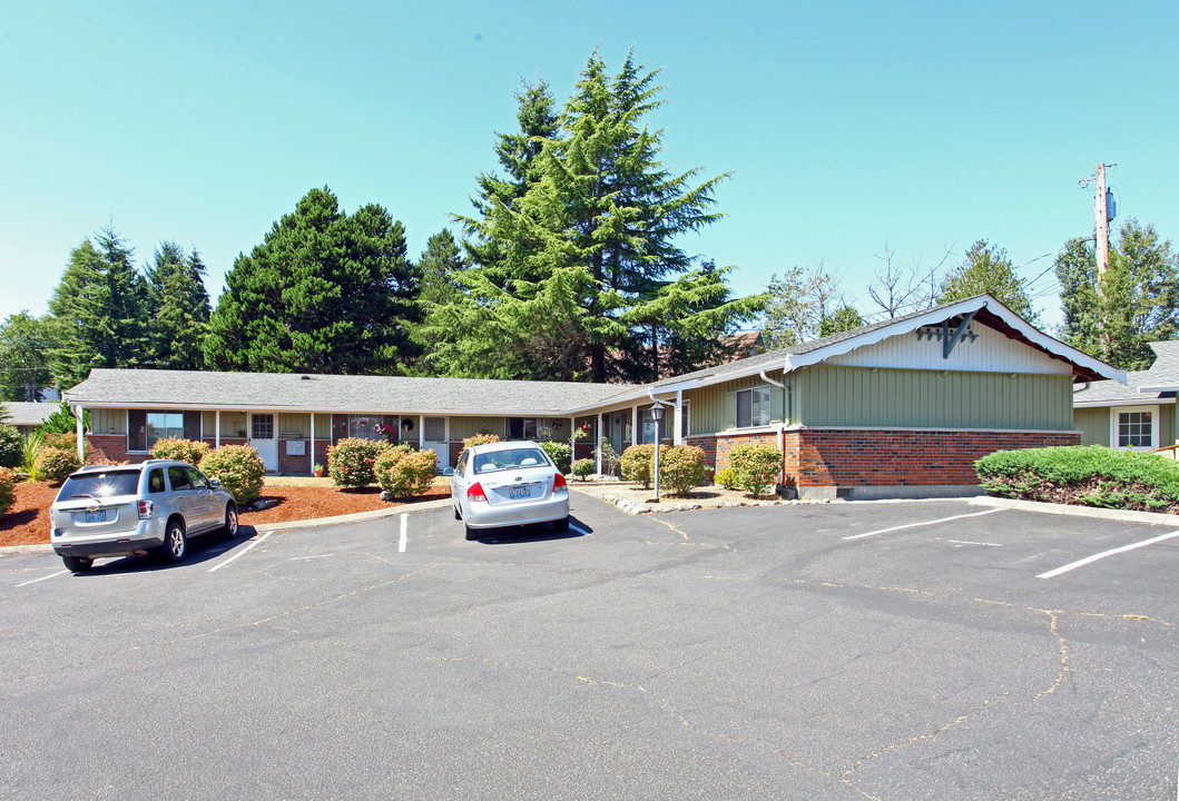 Antoinette Senior Apartments in Bremerton, WA - Foto de edificio