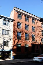 54 Hicks St in Brooklyn, NY - Foto de edificio - Building Photo