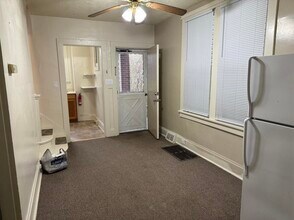 849 Highland Ave, Unit 2 in Greensburg, PA - Building Photo - Building Photo