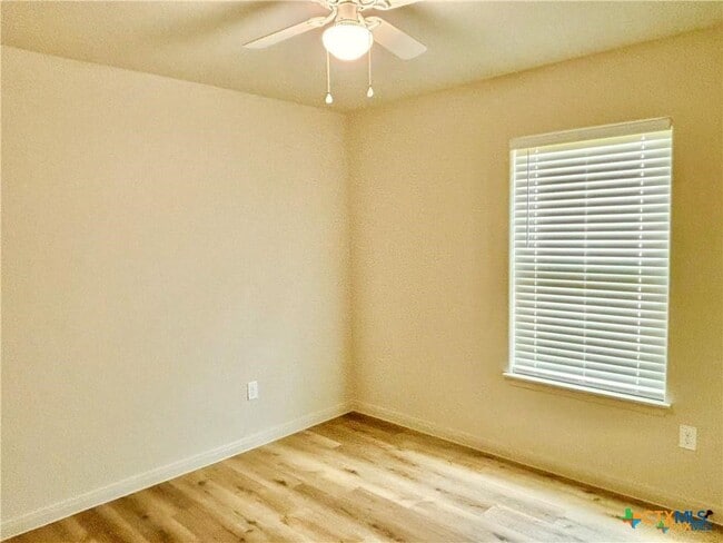 property at 3615 Hanselman Rd