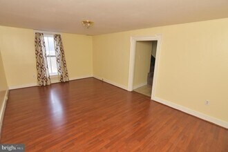 5366 Main St in Stephens City, VA - Building Photo - Building Photo