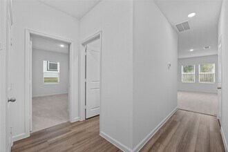 612 Craven St in Montgomery, TX - Building Photo - Building Photo