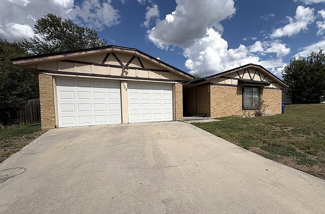 2309 Whitney Dr in Copperas Cove, TX - Building Photo - Building Photo