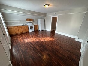 922 E Ermina Ave in Spokane, WA - Building Photo - Building Photo