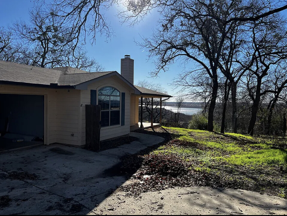 4004 Cheyenne Cir in Flower Mound, TX - Building Photo