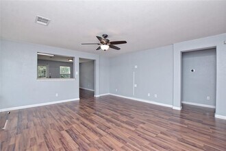 18612 Great Falls Dr in Manor, TX - Building Photo - Building Photo