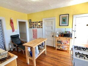 5 Glen Rd, Unit 402 in Boston, MA - Building Photo - Building Photo