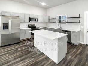3213 Chenault St in Fort Worth, TX - Foto de edificio - Building Photo