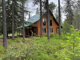 4769 Smokey Bear Ln in Columbia Falls, MT - Building Photo
