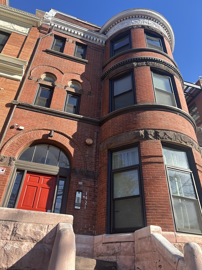 property at 1421 T St NW