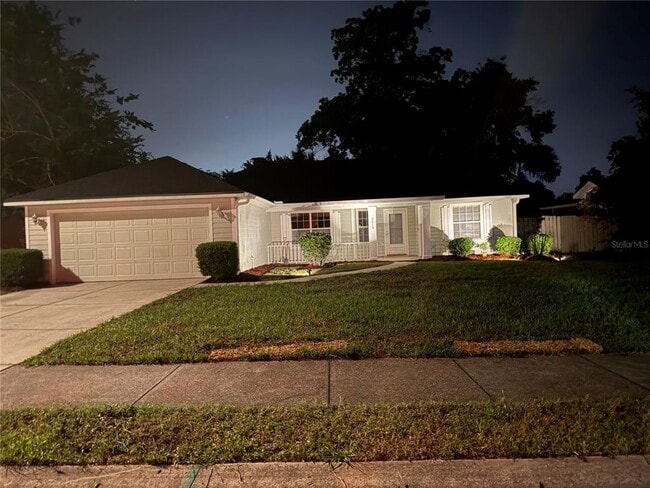 5015 SW 78 Way in Gainesville, FL - Foto de edificio - Building Photo
