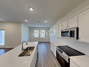 5970 Sycamore Pl St in St. Cloud, FL - Building Photo - Building Photo