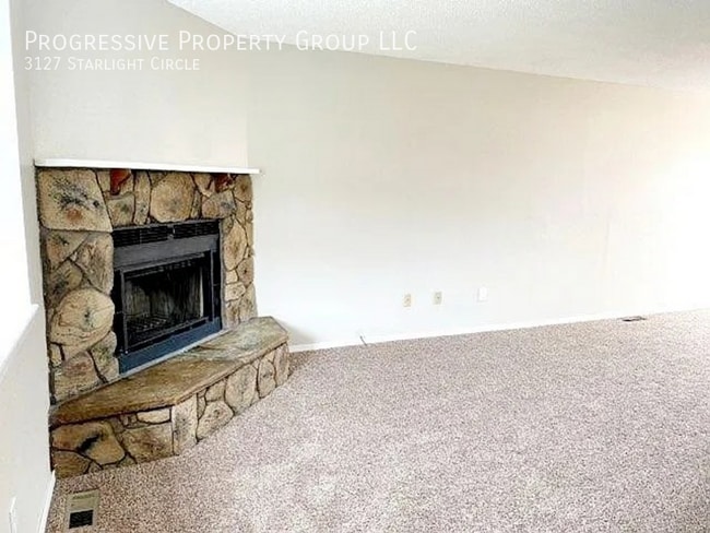 property at 3127 Starlight Cir