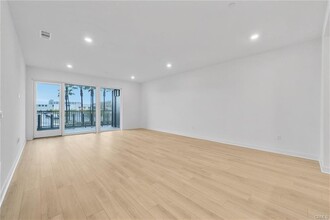 2205 Rivington in Irvine, CA - Building Photo - Building Photo