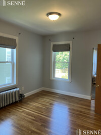 341 Beacon St, Unit 2 in Somerville, MA - Foto de edificio - Building Photo