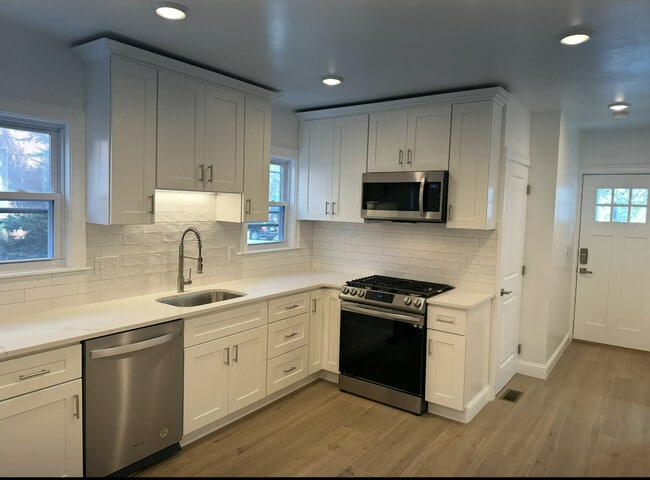 73 Cameron Ave, Unit 1