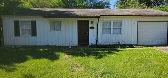 9507 E 39th Pl in Indianapolis, IN - Building Photo