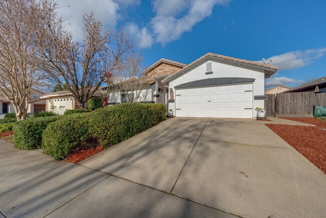 property at 9904 Prairie Dunes Way