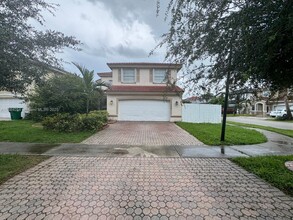 15320 SW 47th St in Miramar, FL - Building Photo - Building Photo