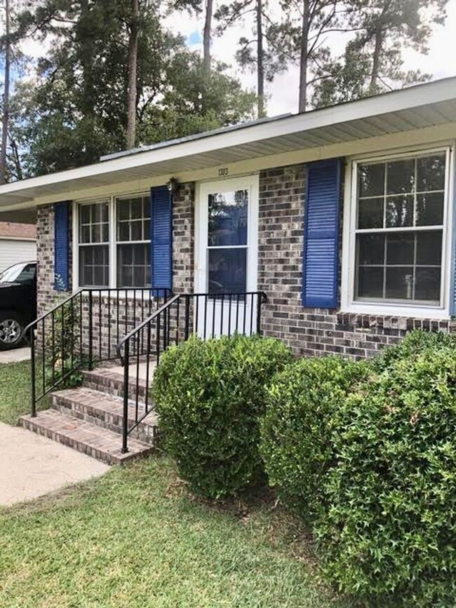 1303 Collins St in Conway, SC - Building Photo - Building Photo