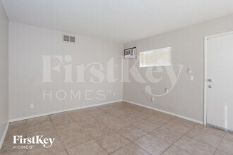 1701 Sweeney Ave in Las Vegas, NV - Building Photo - Building Photo