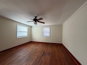 106 Adams St in Cary, NC - Foto de edificio - Building Photo