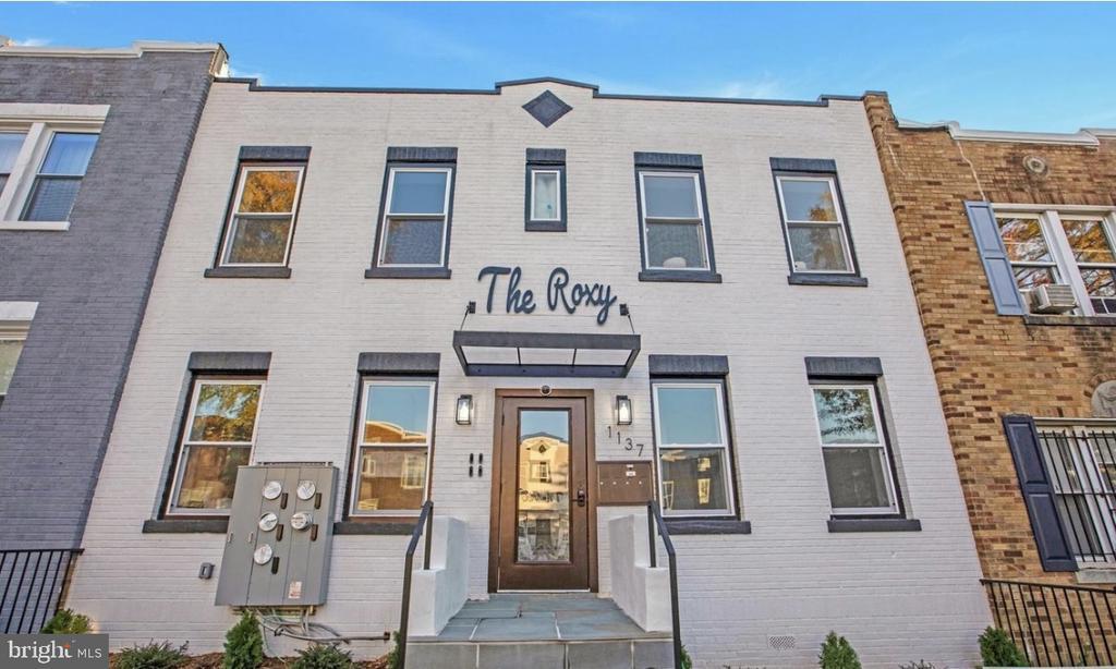 1137 Owen Pl NE in Washington, DC - Foto de edificio