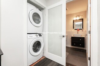 78 Forest St, Unit 1 in Boston, MA - Foto de edificio - Building Photo