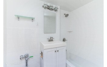 35-50 85th St in Queens, NY - Building Photo - Building Photo