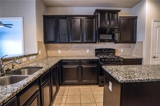 1025 Lake Grove Dr in Little Elm, TX - Building Photo - Building Photo