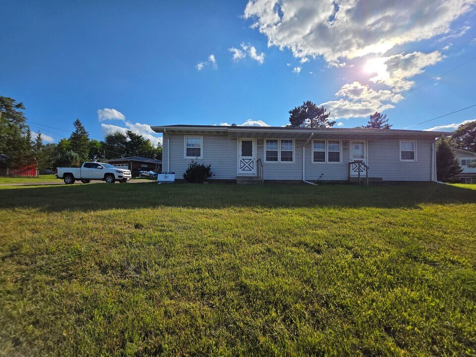 1501-1503 Harding Ave in Eau Claire, WI - Building Photo